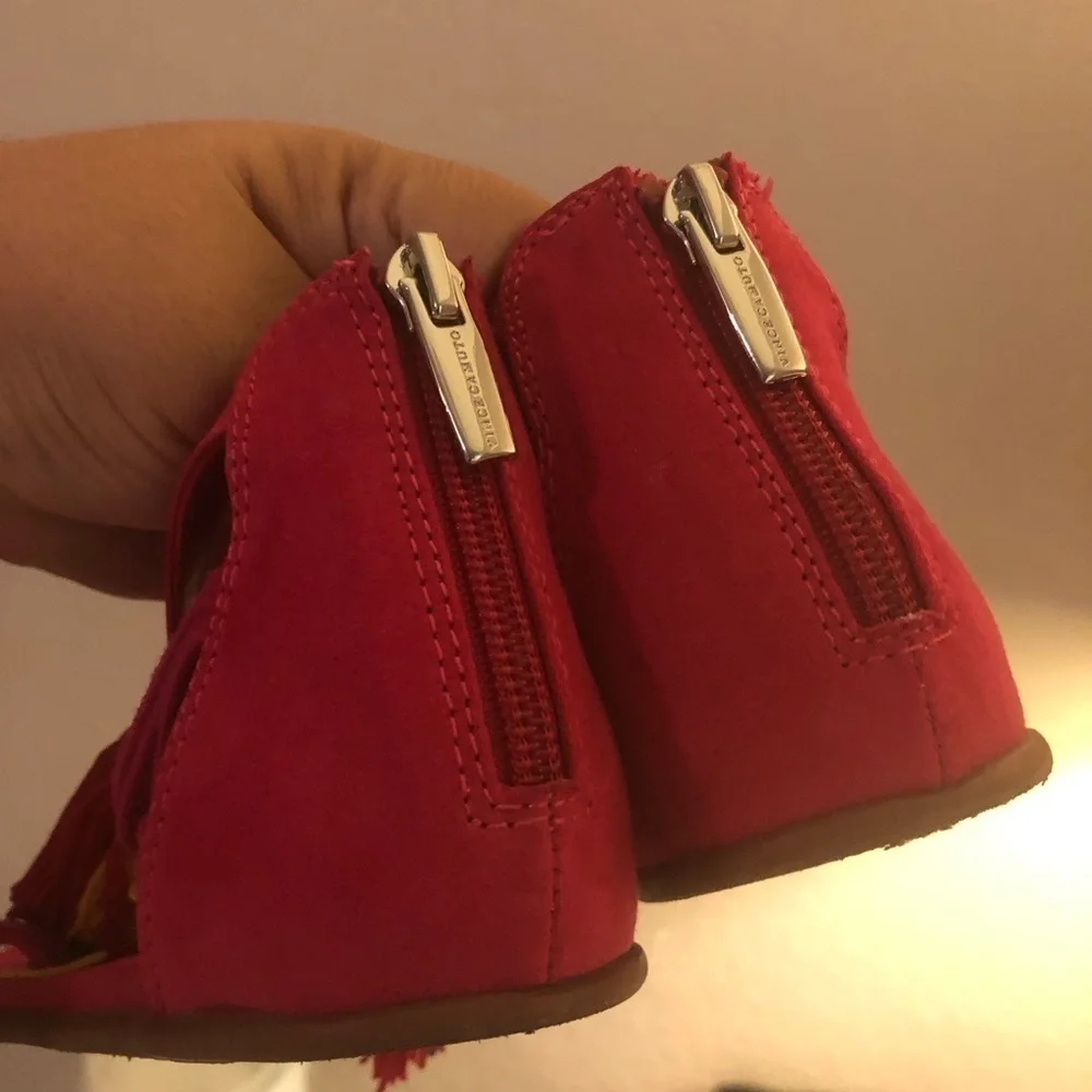 Vince Camuto vince camuto